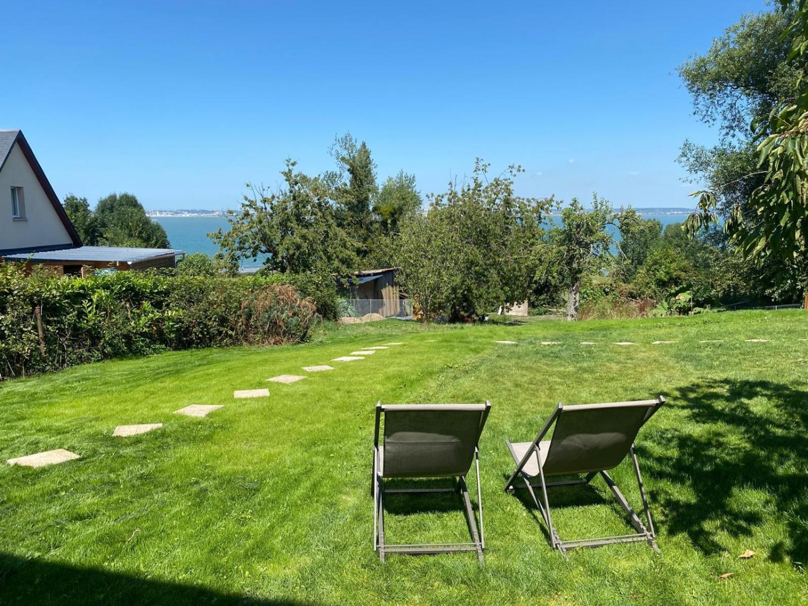 Gites De La Baie D'Honfleur Cricquebœuf Exteriér fotografie