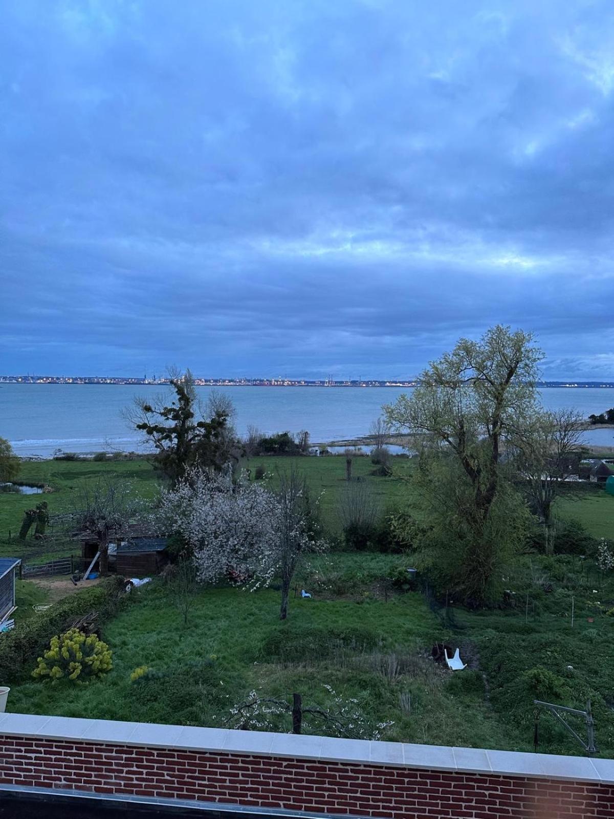 Gites De La Baie D'Honfleur Cricquebœuf Exteriér fotografie